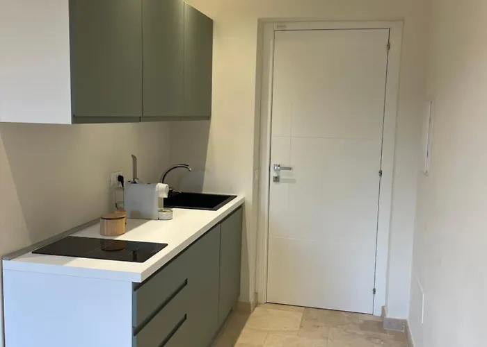 מלון דירות Achiropita