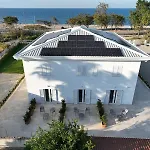 Achiropita Aparthotel