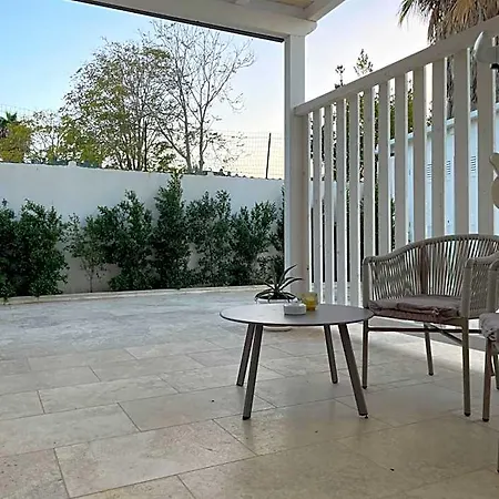 Apartahotel Achiropita 4*